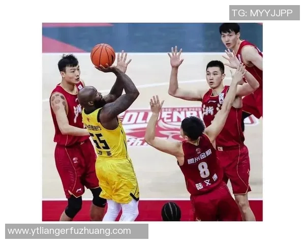 武汉篮球队强势领跑大满贯积分榜以56分稳居第一名